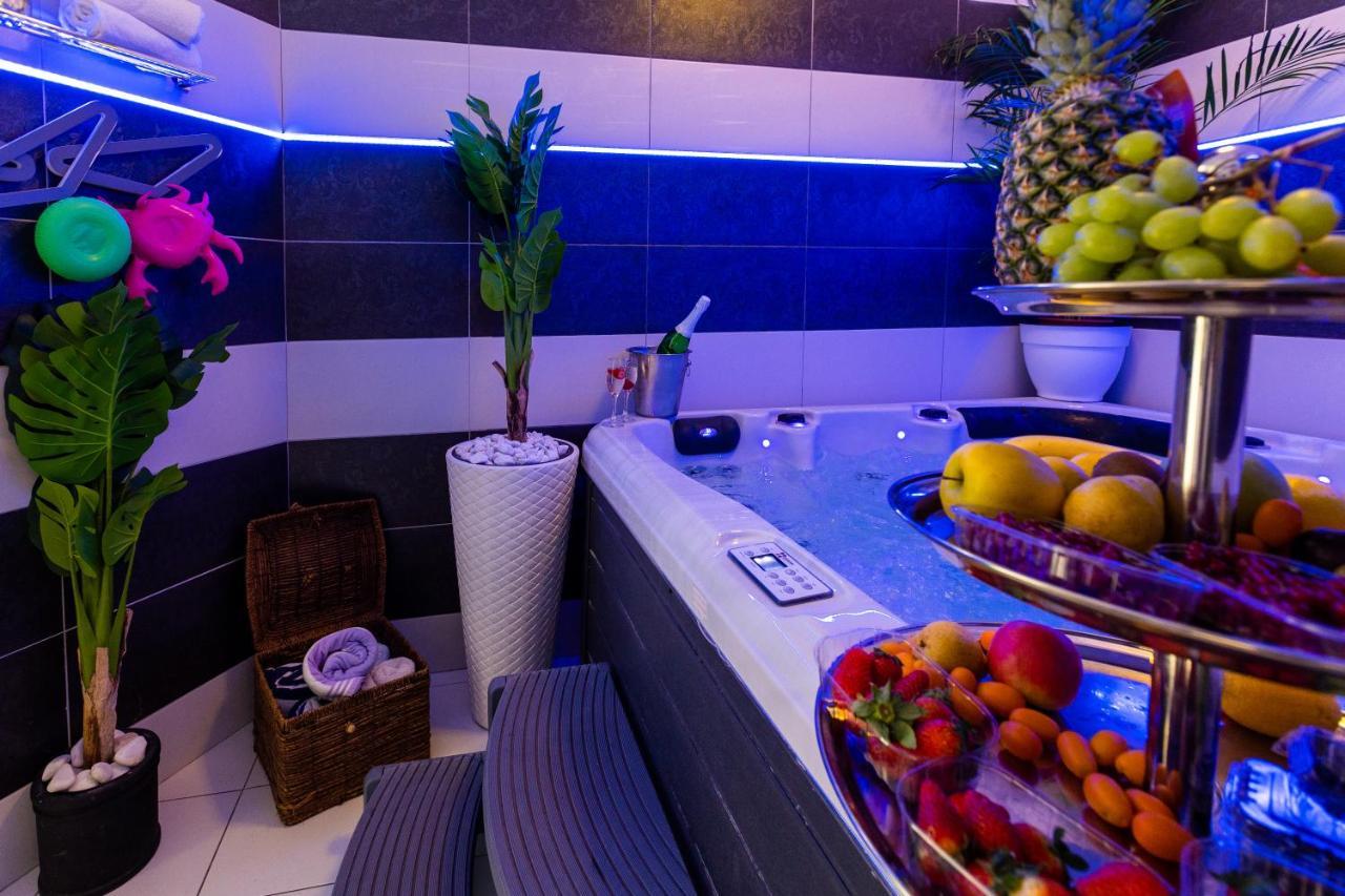 Apartment By The Way Hot Tub And Free Parking ดูบรอฟนิก ภายนอก รูปภาพ